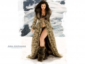 Aria Giovanni fur coat