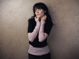 Zooey Deschanel (click to view)