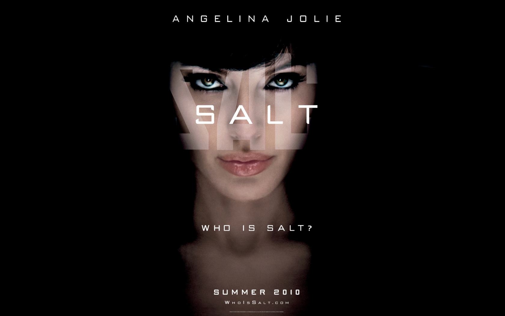 Angelina Jolie in Salt Movie