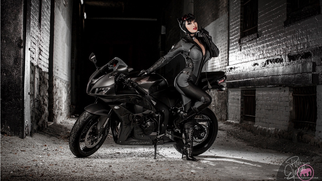 Honda and Catwoman