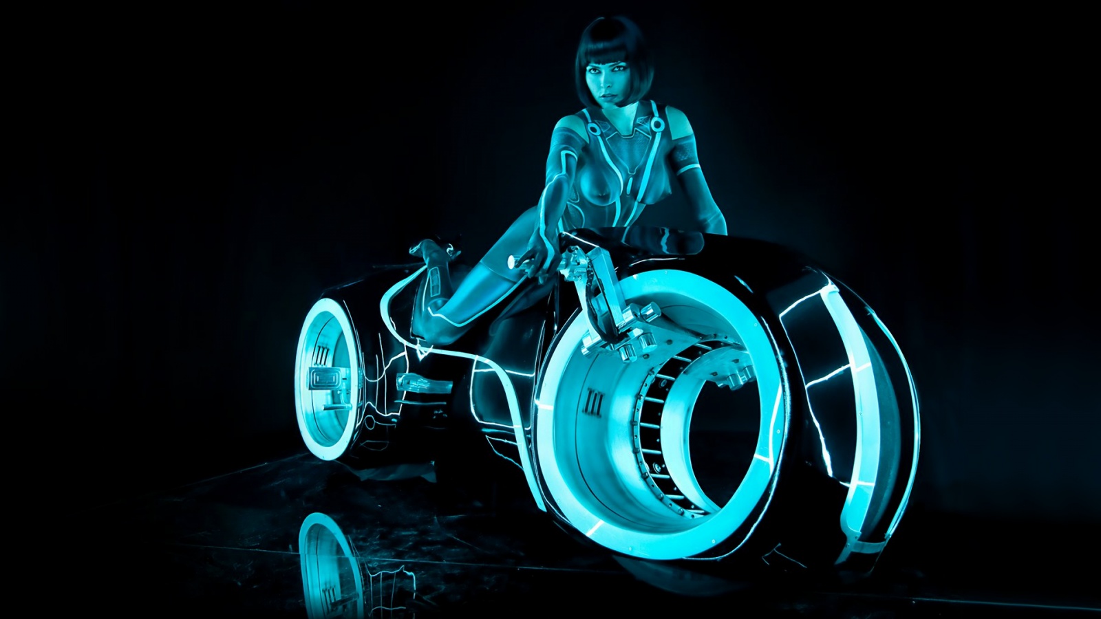 Tron Movie Babe